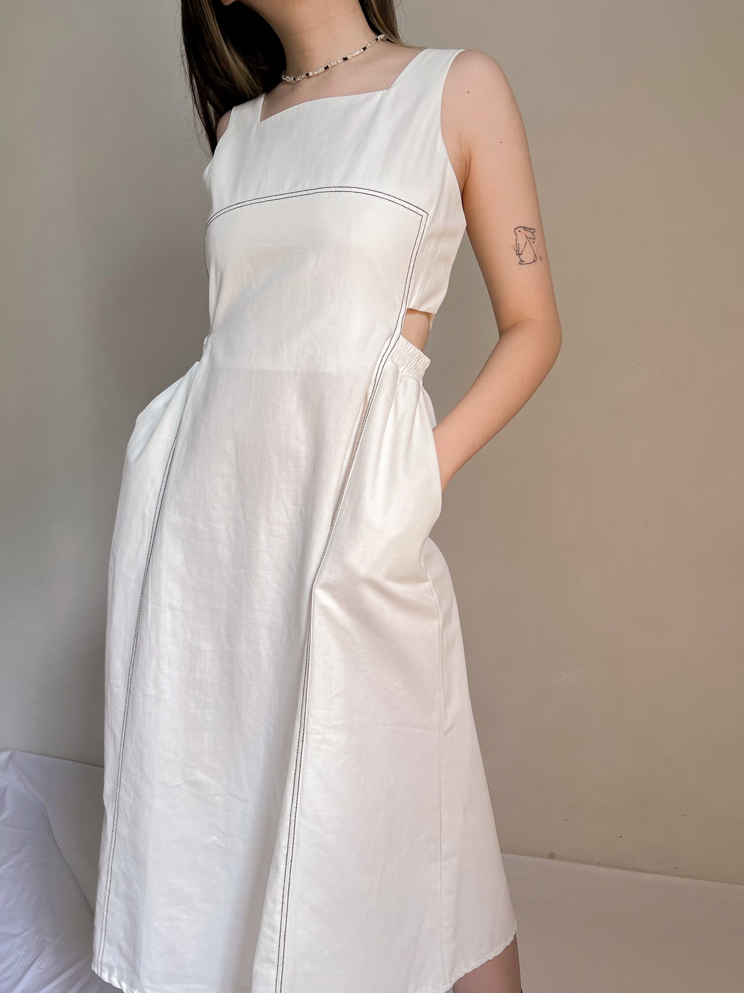 SKYLER MIDI DRESS IN WHITE