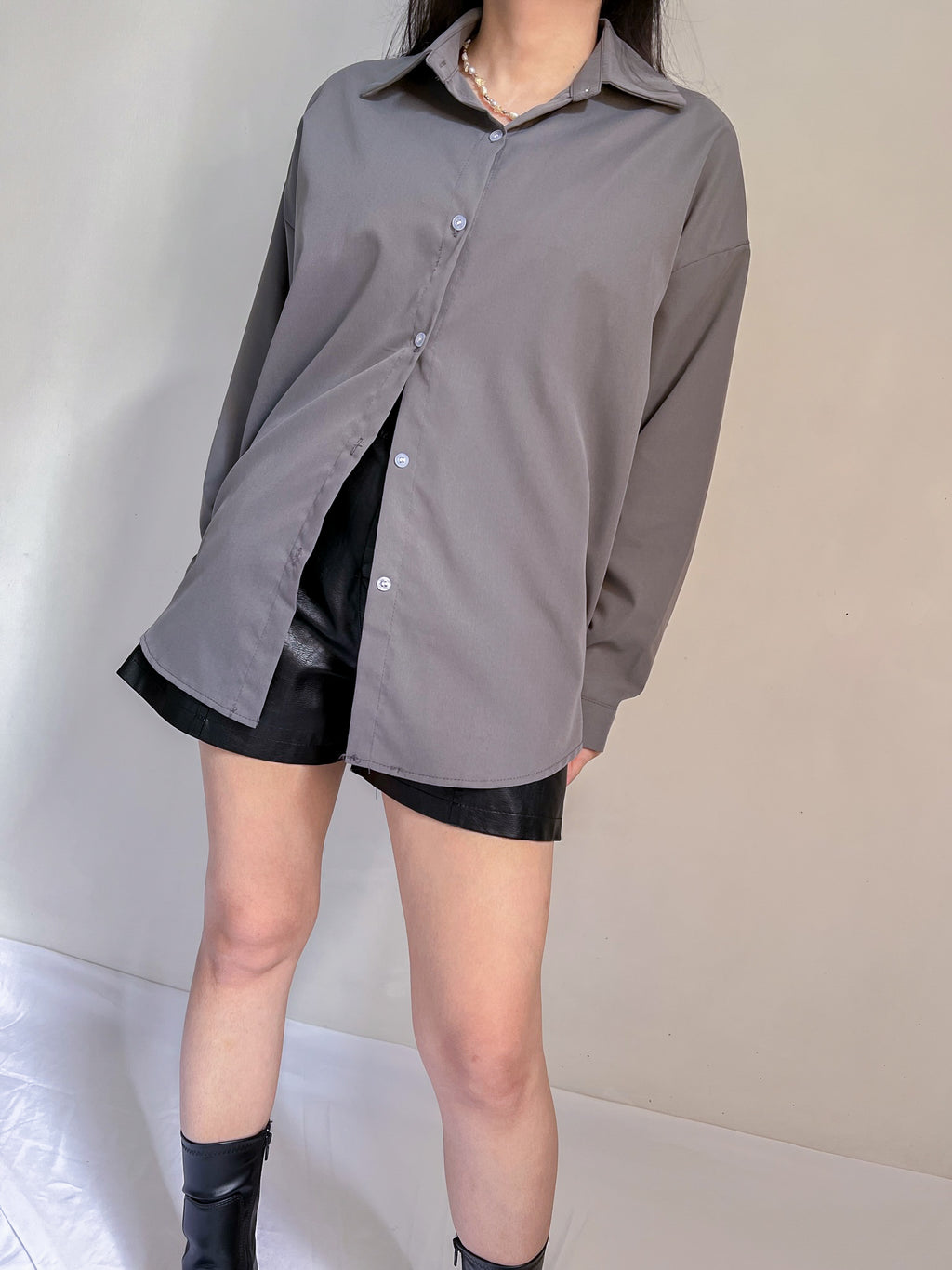 SADIE SHIRT IN GREY