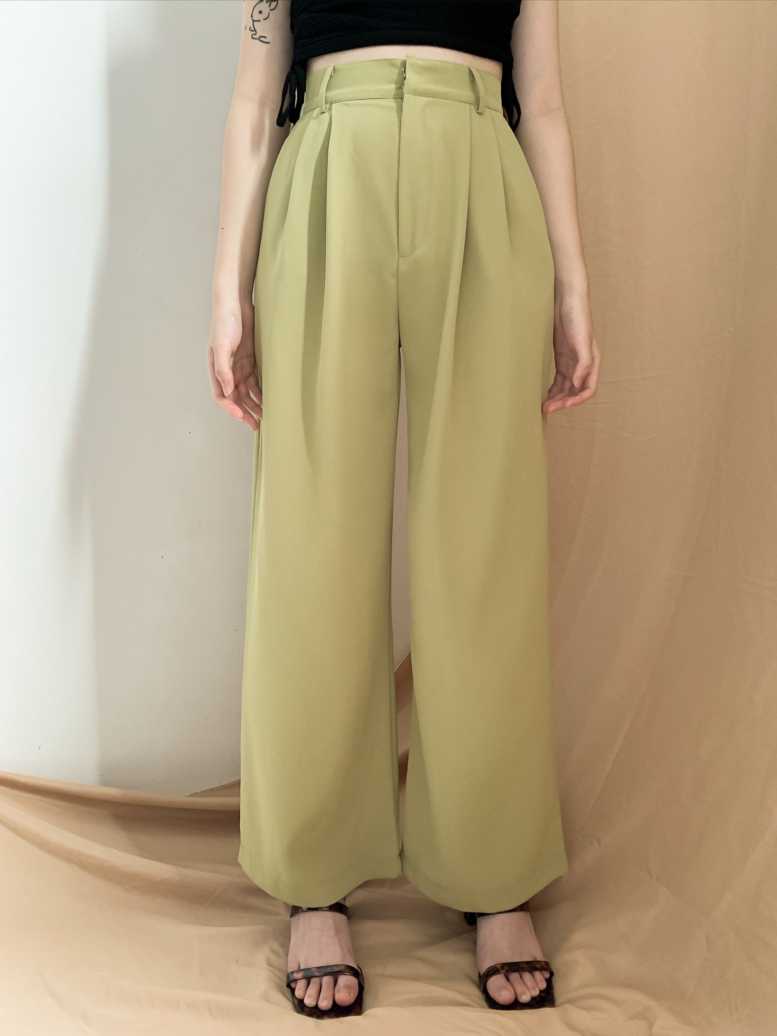 ESTELLE PANTS IN GREEN APPLE