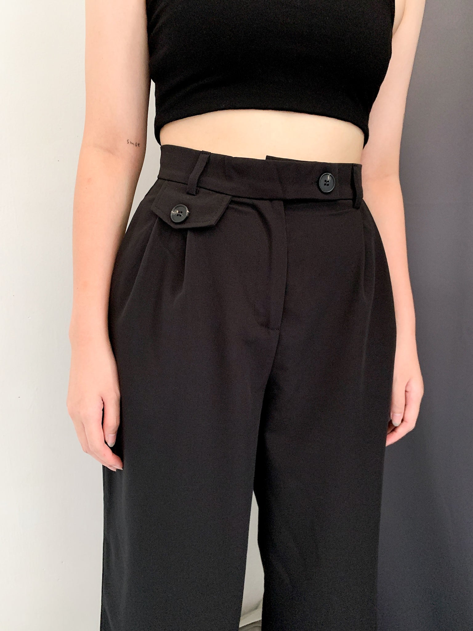 NARELLE PANTS IN BLACK