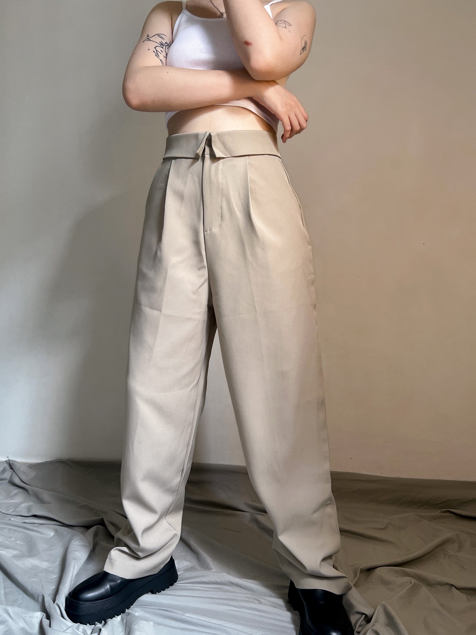 JENN PANTS IN KHAKI